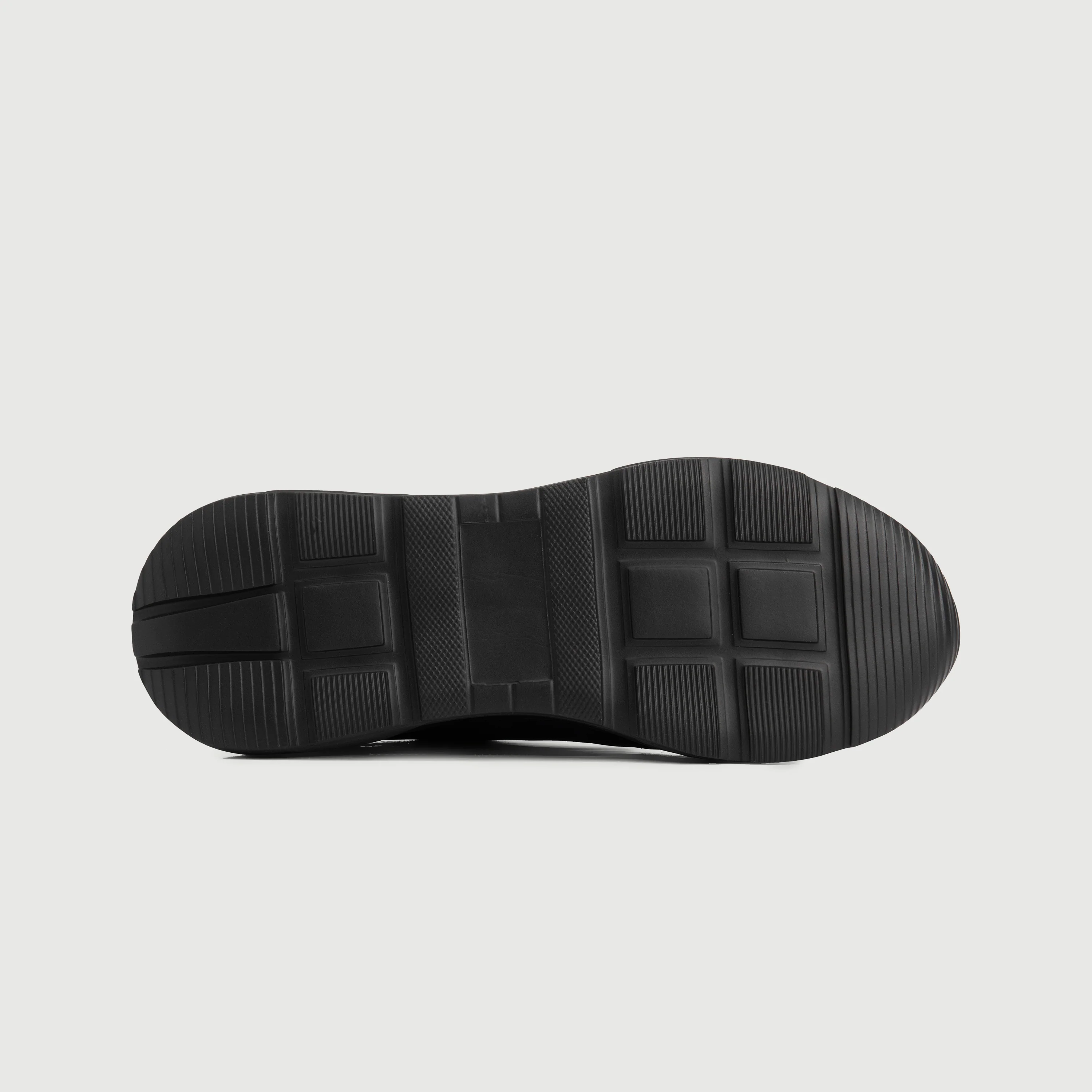 The Manhattan City Runner - Matte Black 7 The Manhattan City Runner - Matte Black