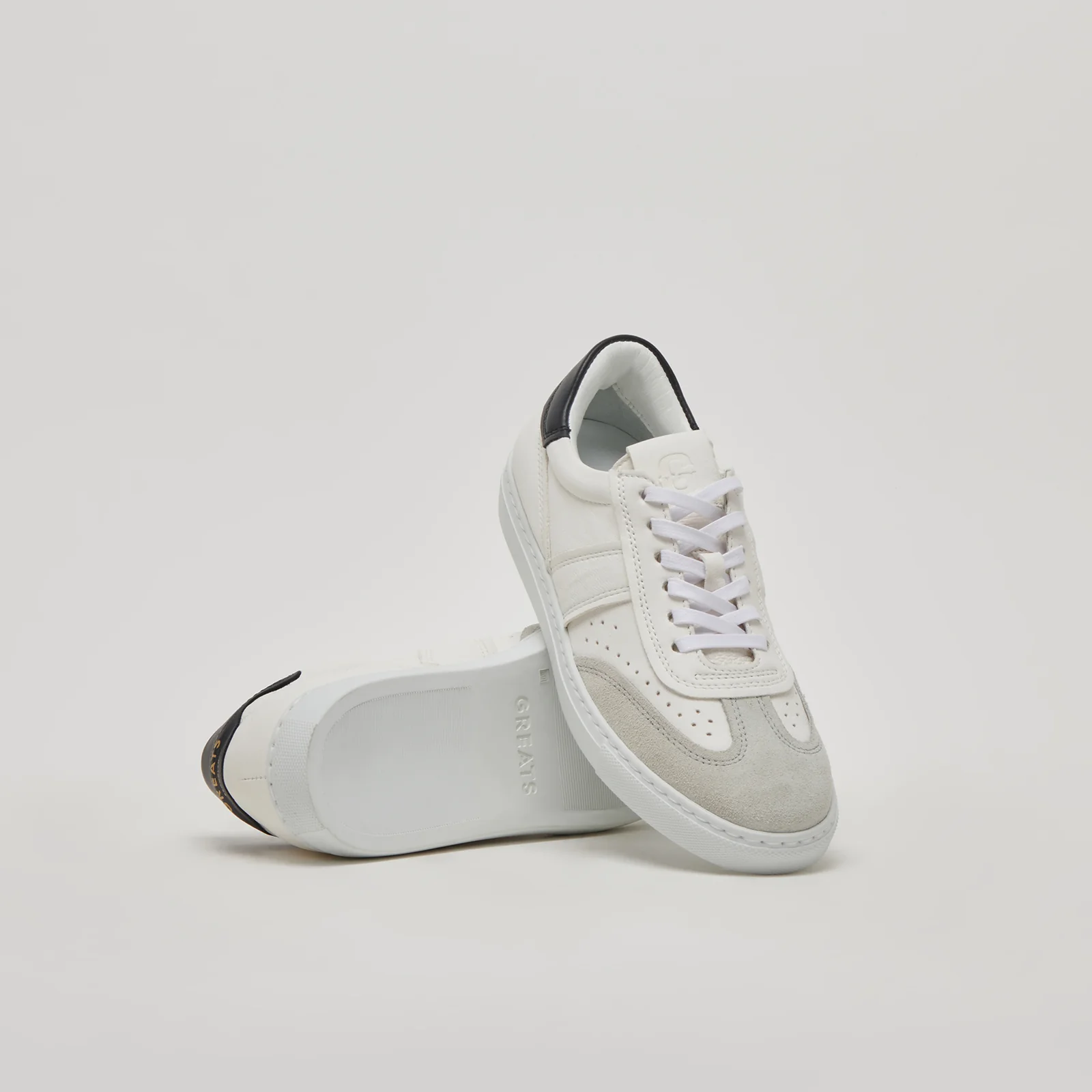 The Charlie - White/White