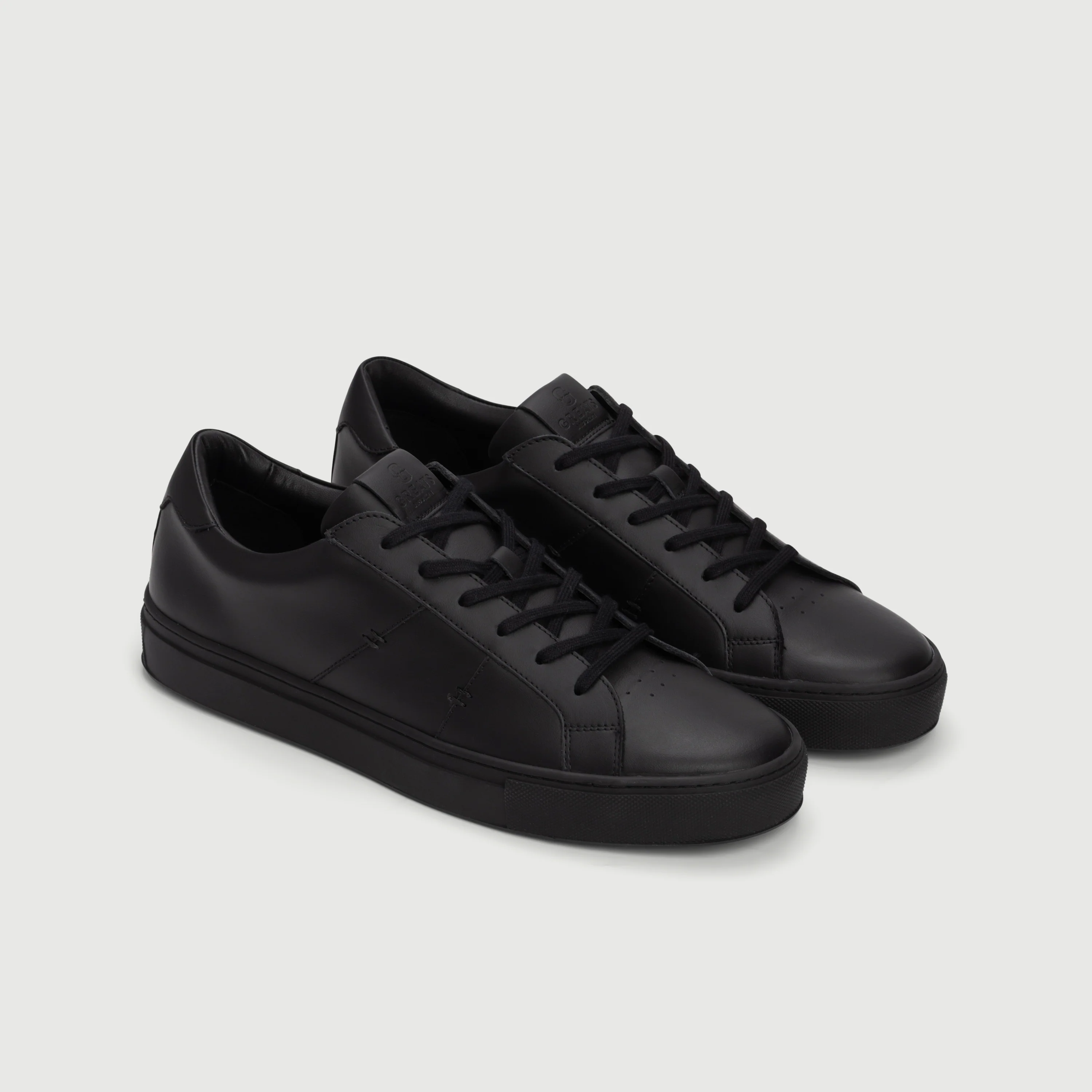 The Royale 2.0 - Triple Black